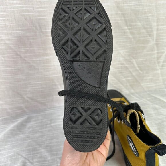 Converse All Stars Dark Golden Yellow Chuck 70 GORE-TEX Sneakers Women's 8 - Picture 7 of 8